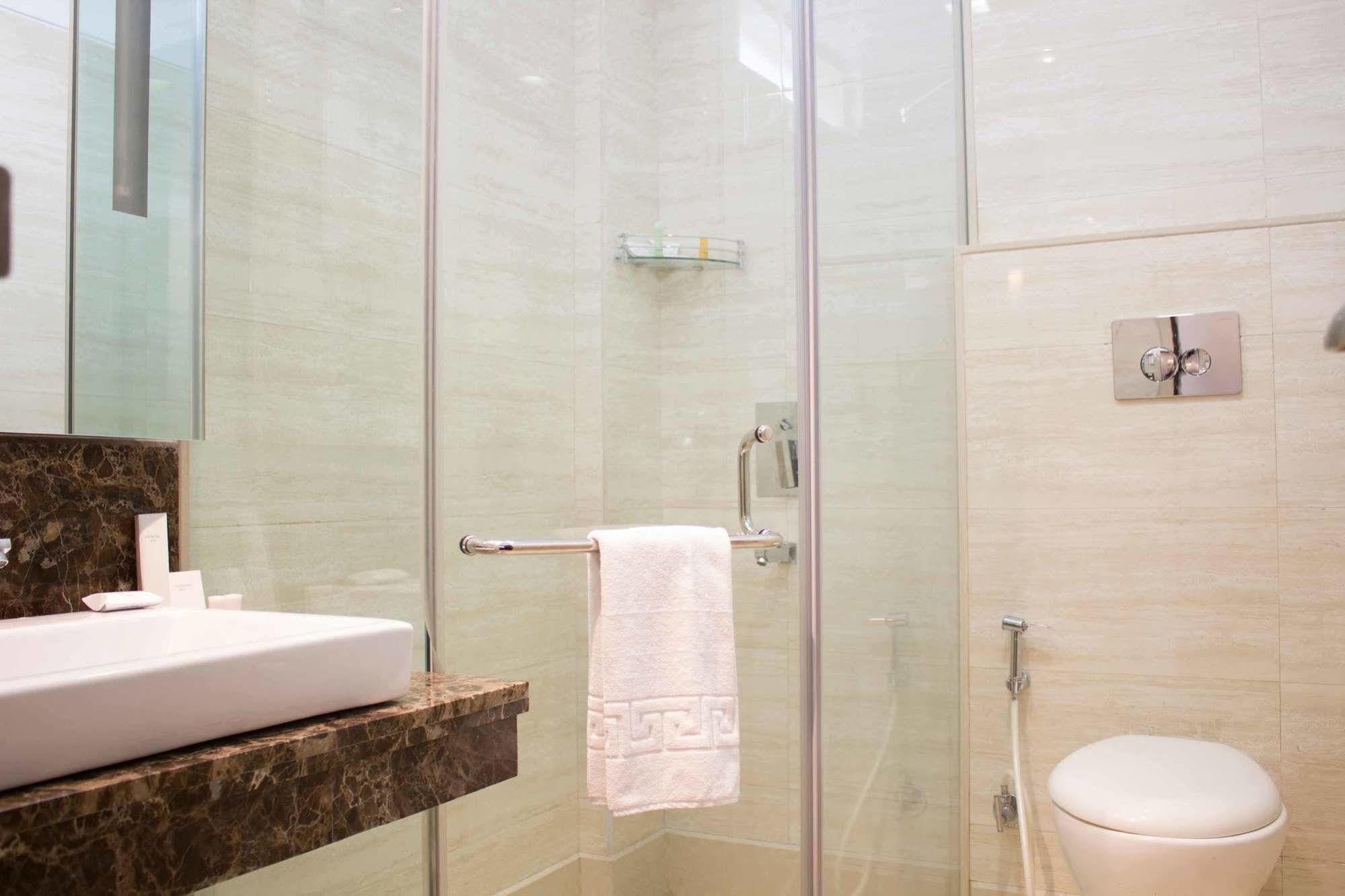 Stately Suites Mg Road Gurgaon Exterior photo