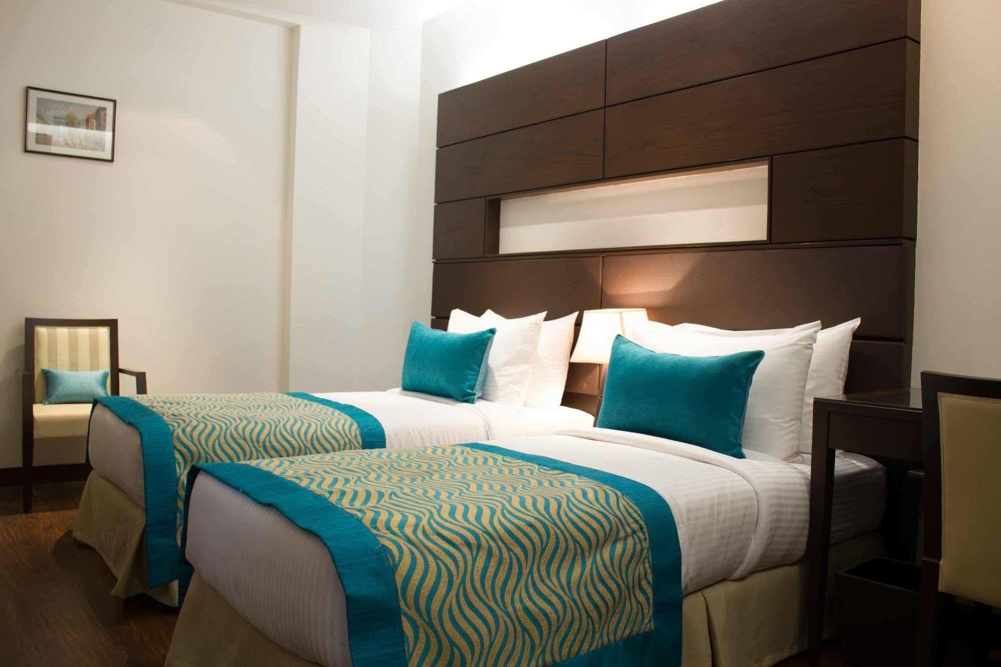 Stately Suites Mg Road Gurgaon Exterior photo